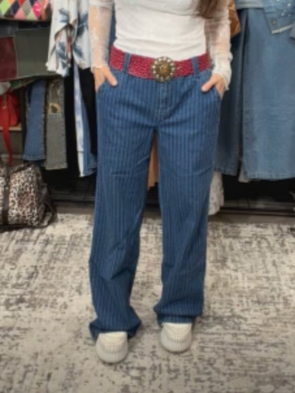 MOMS JEANS